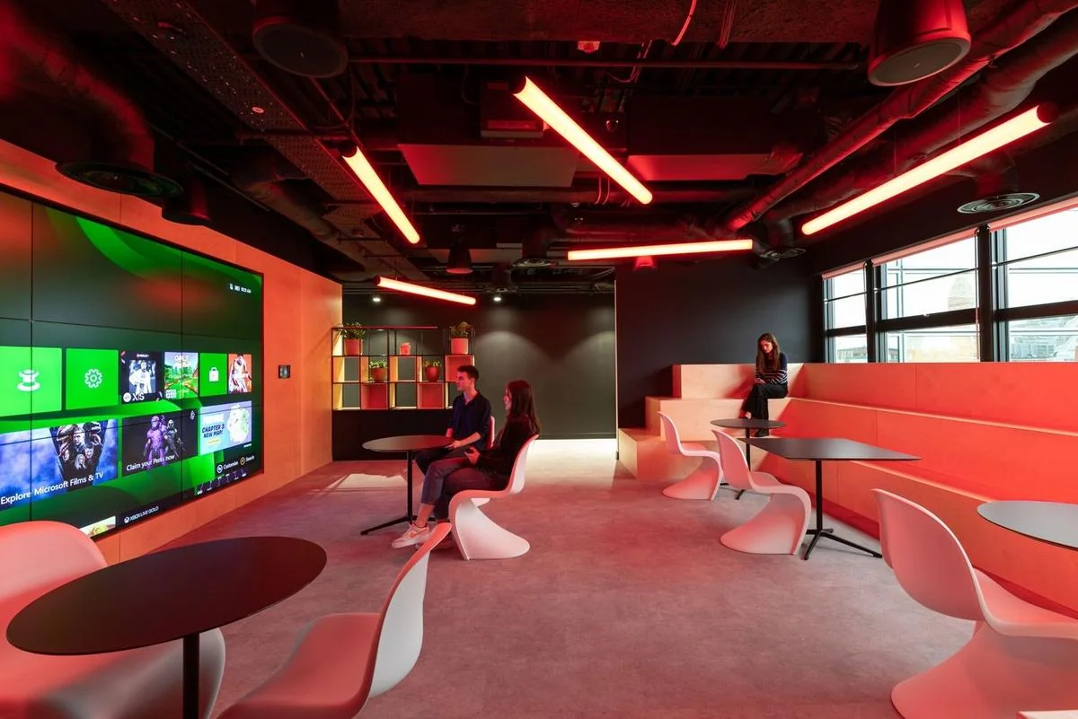 Superbet — Buckingham Palace Road — Commercial project